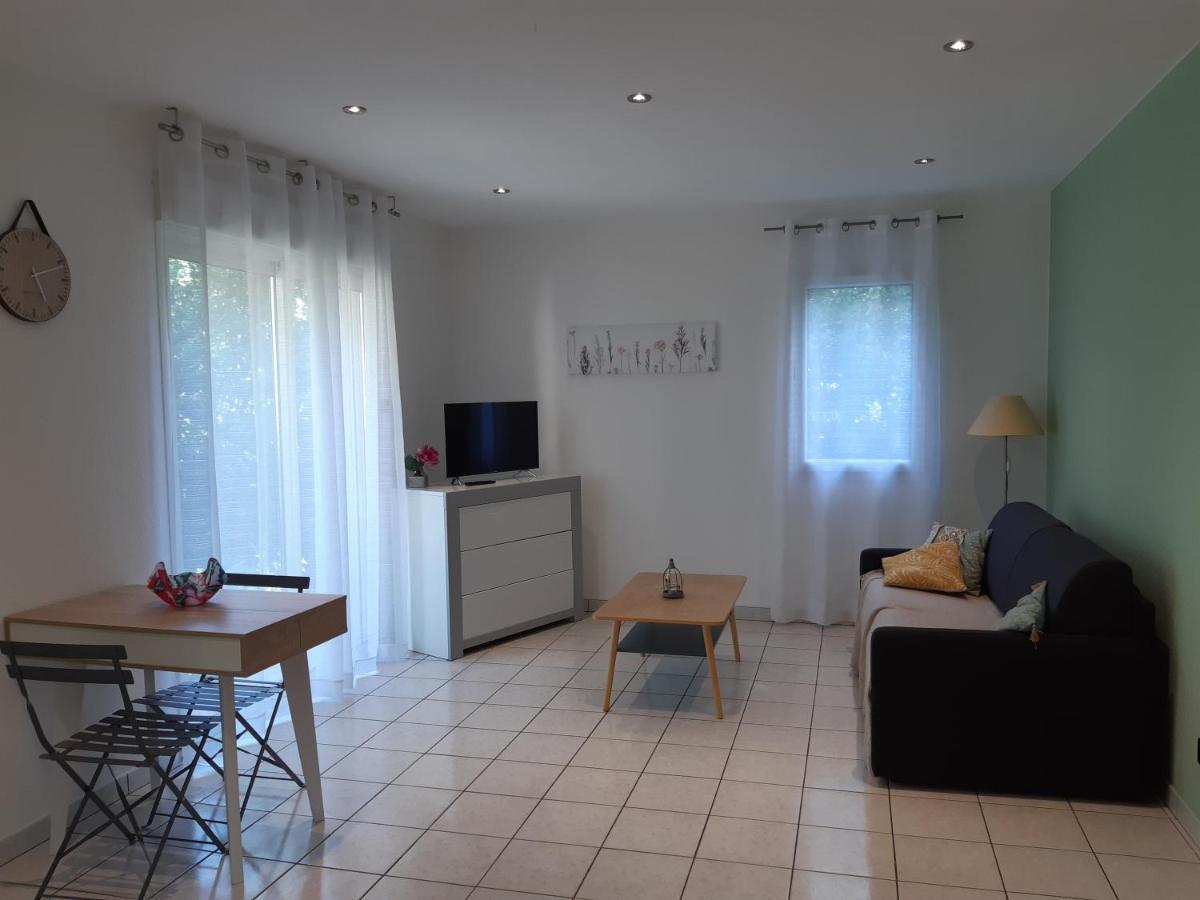 Charmante Maison A Payzac Promos Dernieres Dispo Ete Payzac (Ardeche) Exterior foto